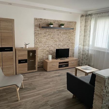Apartament Polnoc Apartment Koszalin Bagian luar foto